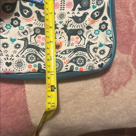 KAVU Forest Green and Beige Crossbody Bag - Picture 3 of 5